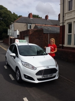 Megan Jones proudly holding her Pass Certificate after passing today with few driver faults. A great achievement after combining studying, commuting, and competitive rugby with fitting in driving lessons. Congratulations and well done again. Enjoy your driving and keep safe.  Remember after those rugby celebrations drinking and driving don´t ...