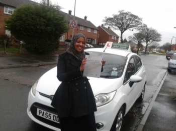 Layla Salah proudly holding her Pass Certificate after a super drive with only 1 driver fault.  14.12.12....
